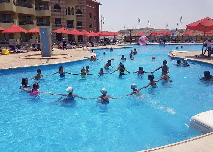 Апарт-отель Porto South Beach El Sokhna For Families Only Айн-Сохна