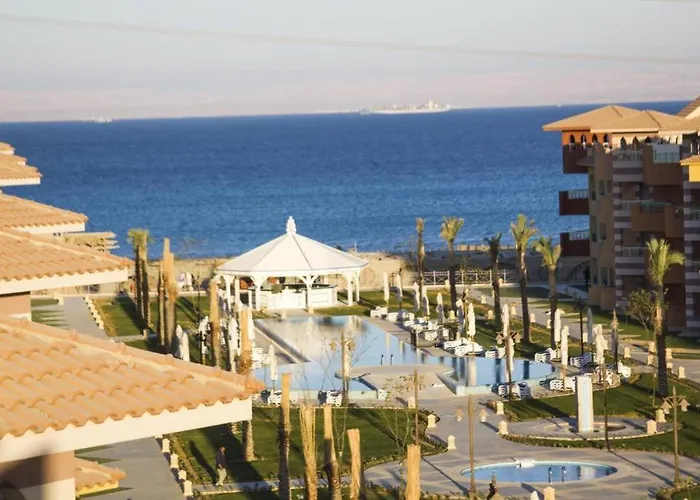 Апарт-отель Porto South Beach El Sokhna For Families Only